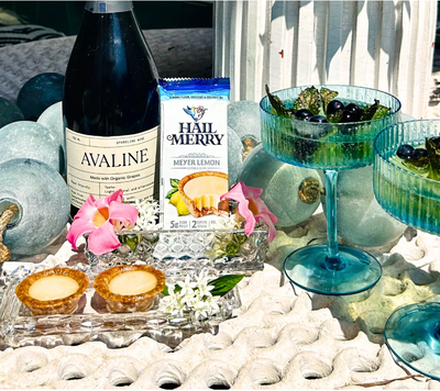 Sip into Summer Bliss with Avaline Sparkling Wine and Berry Lemonade Ice Cubes