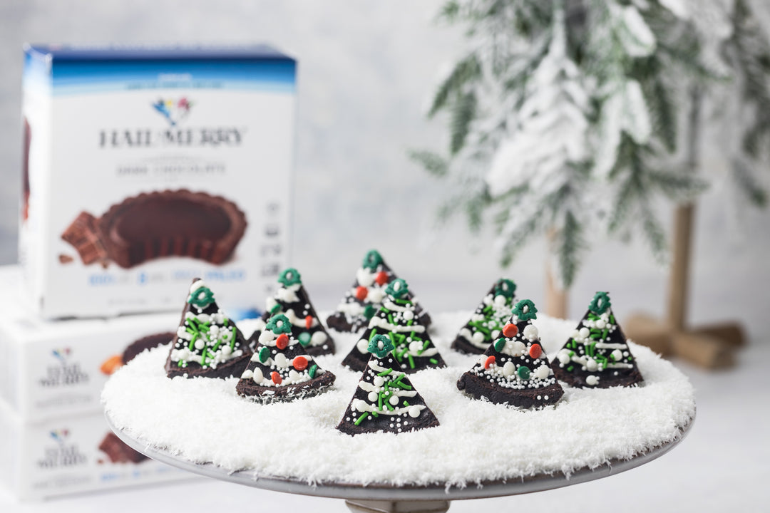 Hail Merry No Bake Dark Chocolate Tarts decorated like Christmas Trees.  Vegan. Paleo. Organic. Healthy Snacks 